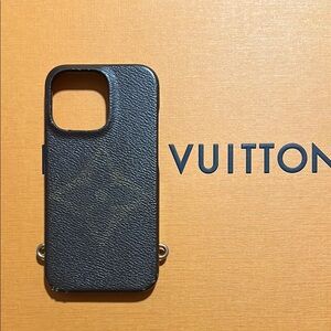 Louis Vuitton 13 Pro Phone Case